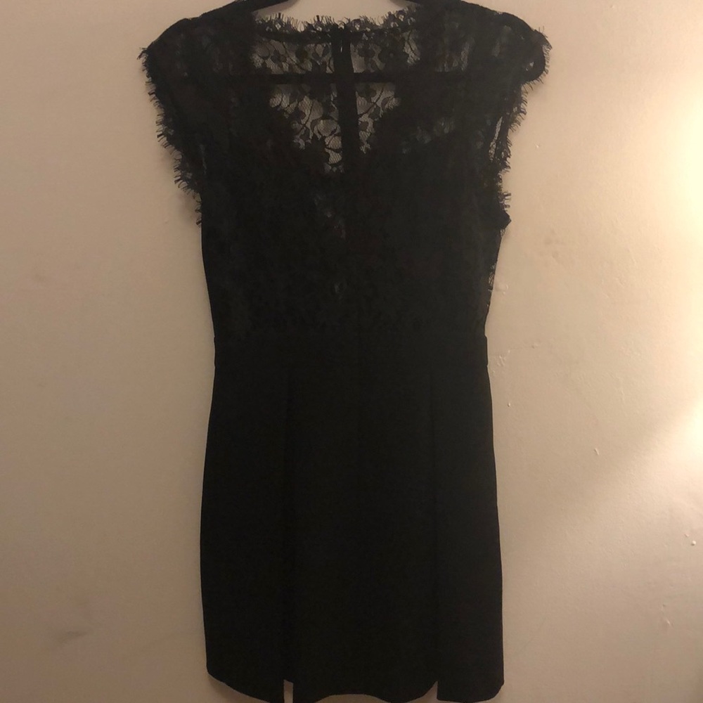 Perfect LBD - Picture 3 of 4